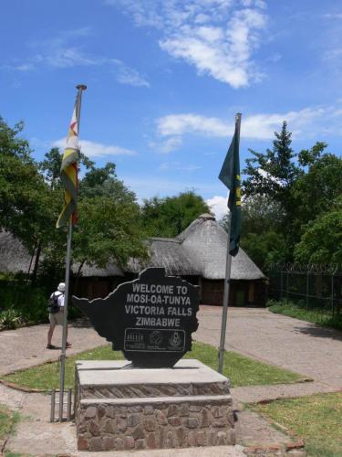 Victoria-Falls-Zimbabwe-Namibie-leden-2009-P1140224